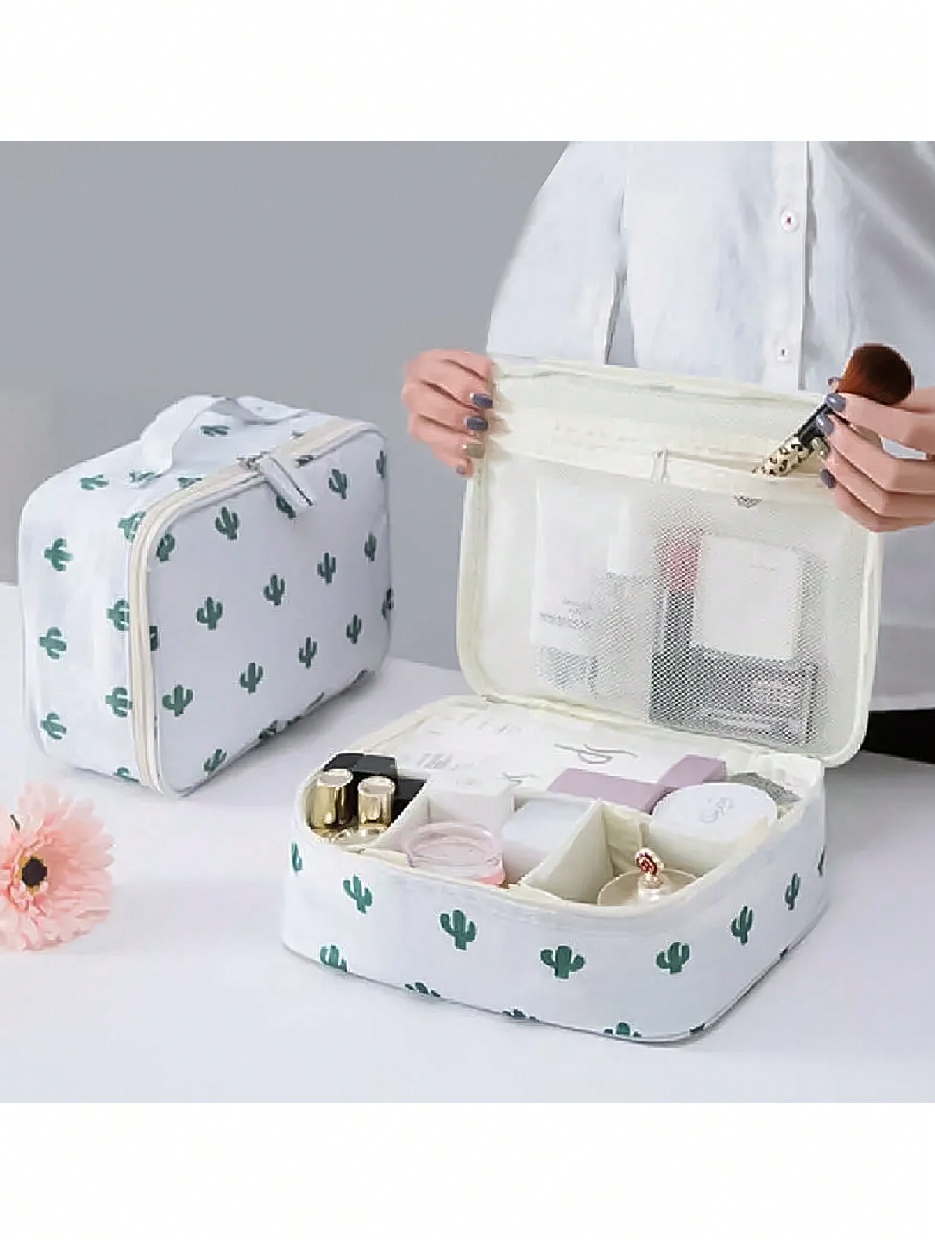 Tech Accessories Travel Bag - 1 Pcs Cactus Print Waterproof Cosmetic