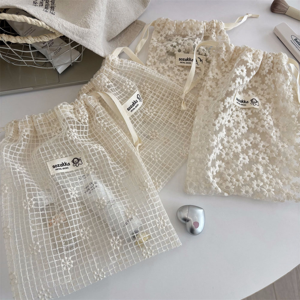 Lace Embroidered Daisy Mesh Dr - Tech Accessories Travel Bag ulasan dan harga